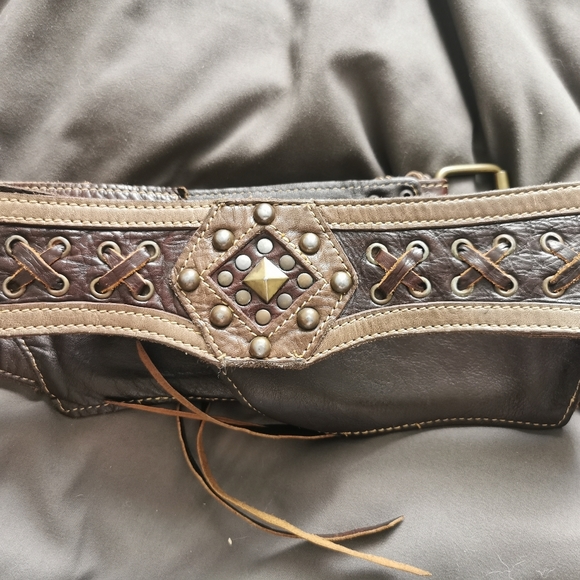 Leather boho utility belt - Picture 6 of 11